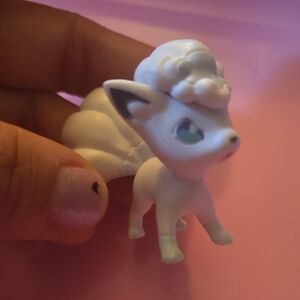 1/5$  4/15$ Pokemon White and Blue Fox Figurine